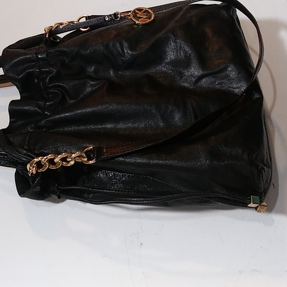 Michael Kors Black Shoulder Bag - Picture 4 of 13